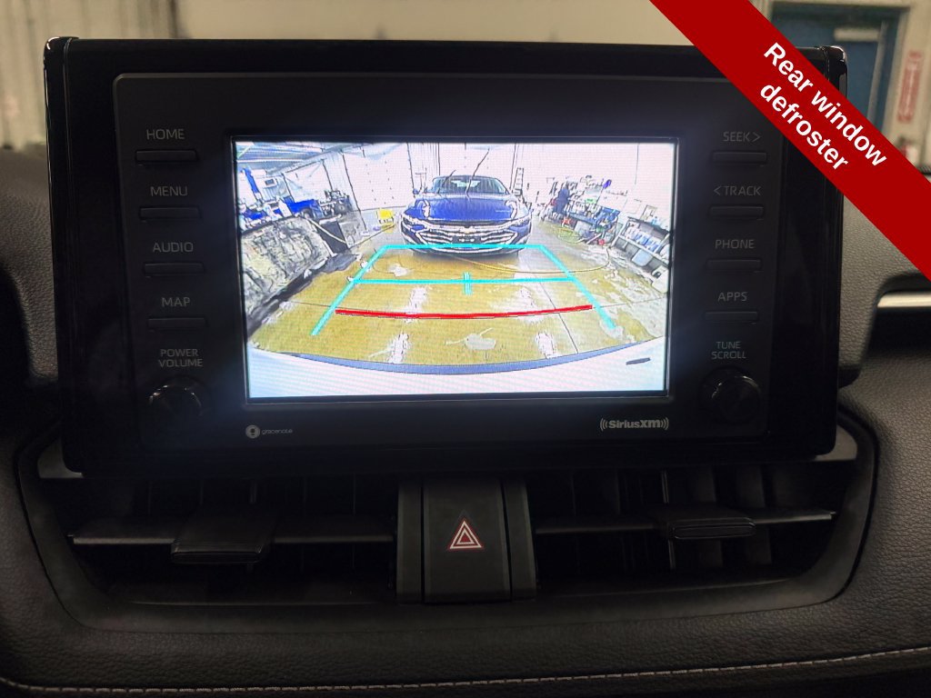 Used 2022 Toyota RAV4 LE AWD/4WD image 25