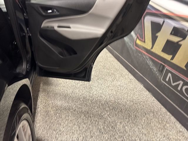 Used 2023 Chevrolet Equinox LT image 23