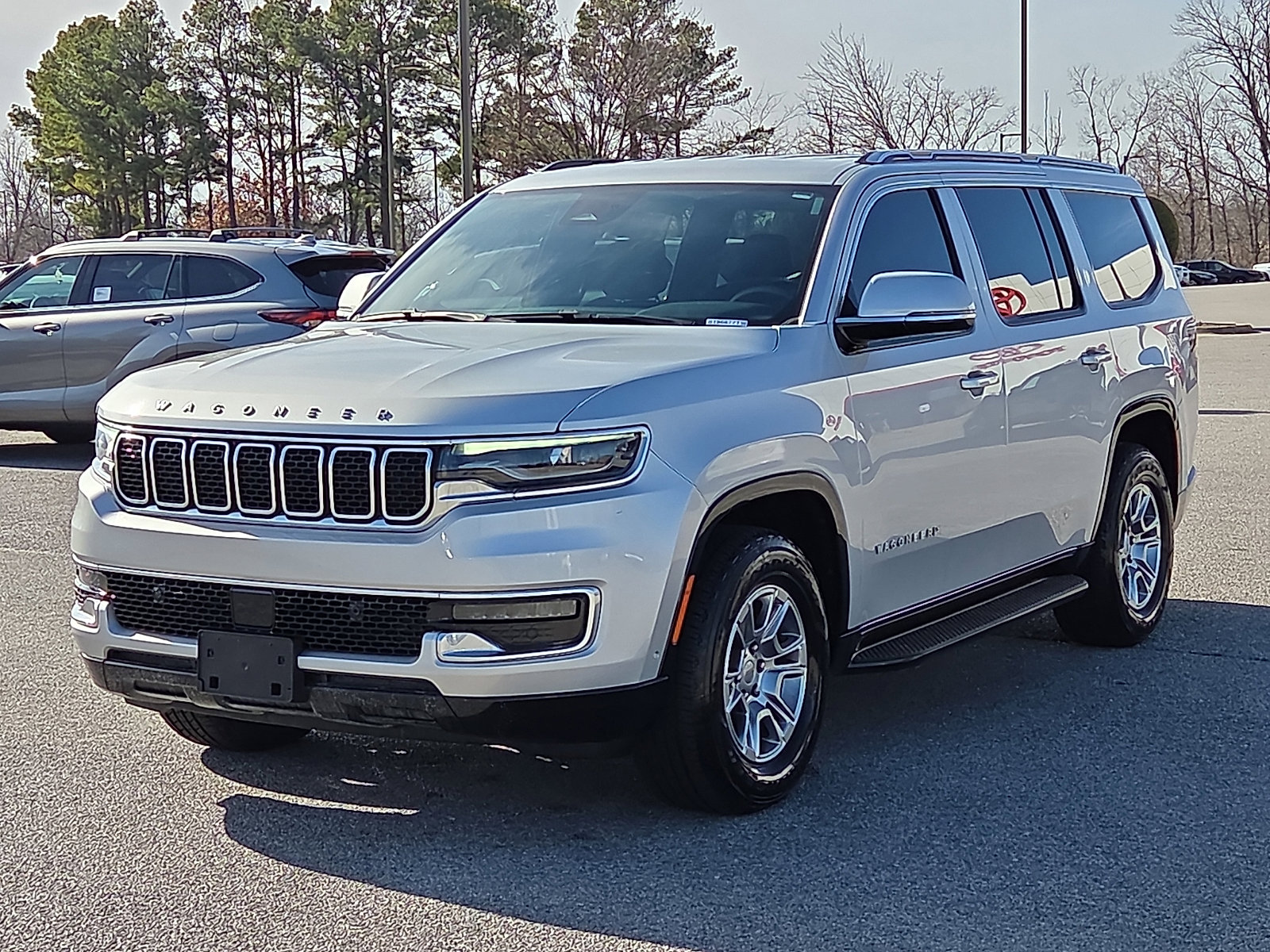 Used 2022 Jeep Wagoneer Series I image 2