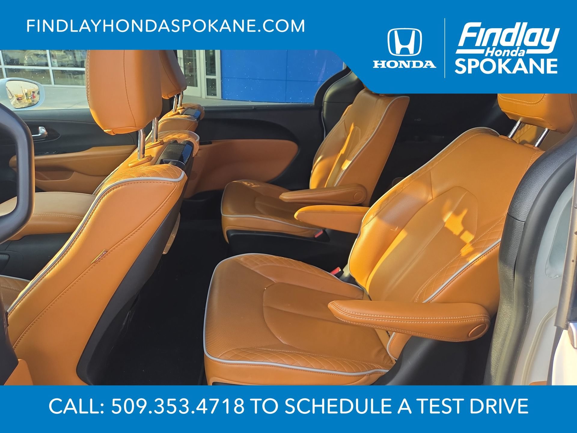 Used 2022 Chrysler Pacifica Pinnacle FWD image 12