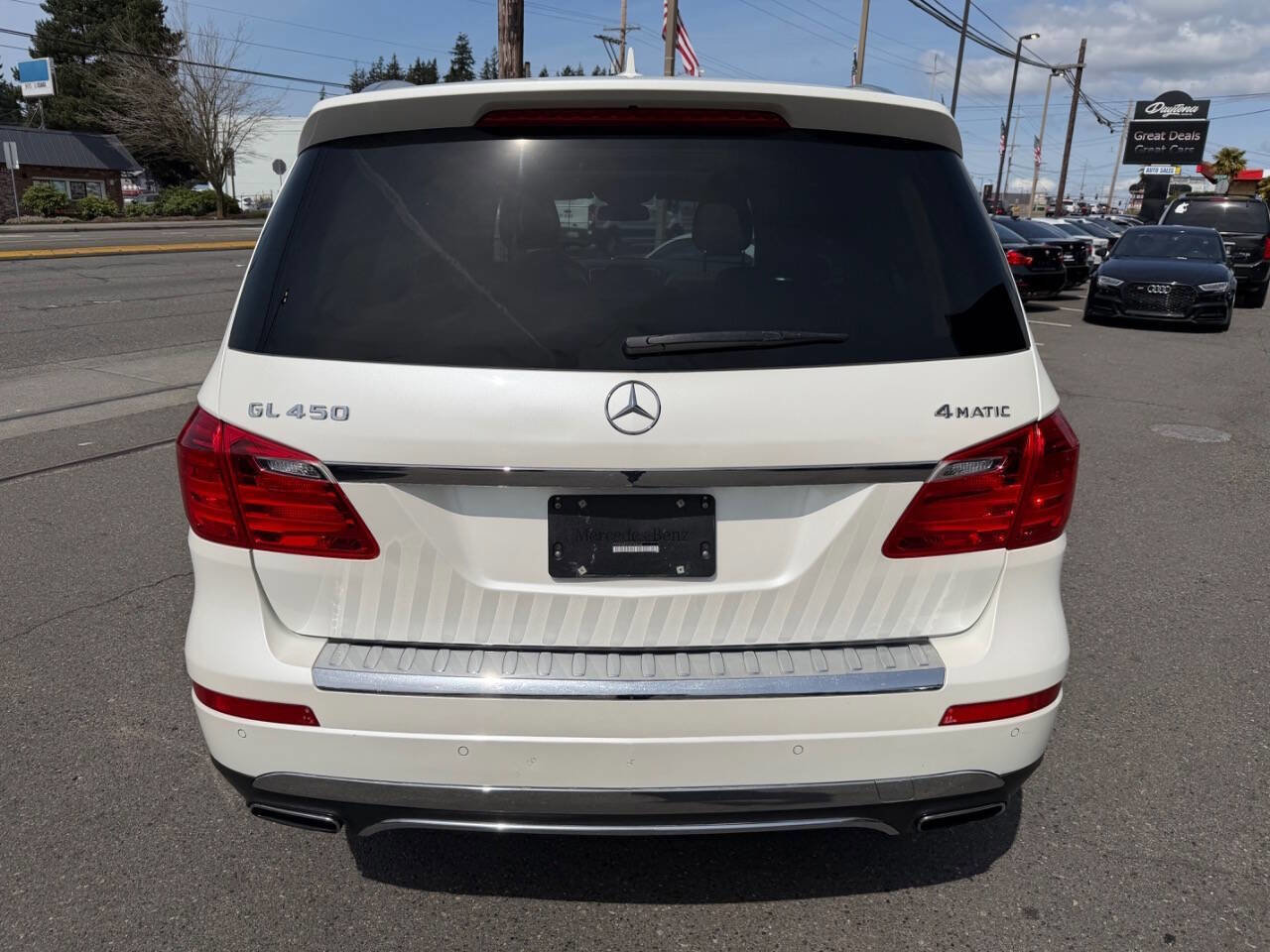 Used 2016 Mercedes-Benz GL 450 4MATIC w/ Premium I Package image 5