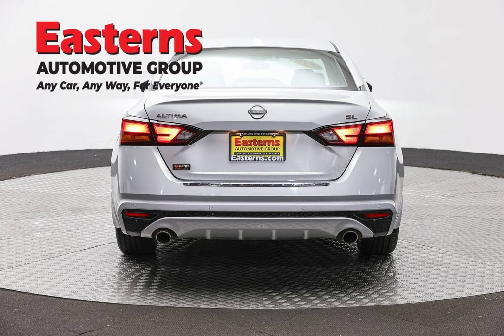 Used 2023 Nissan Altima 2.5 SL FWD image 6