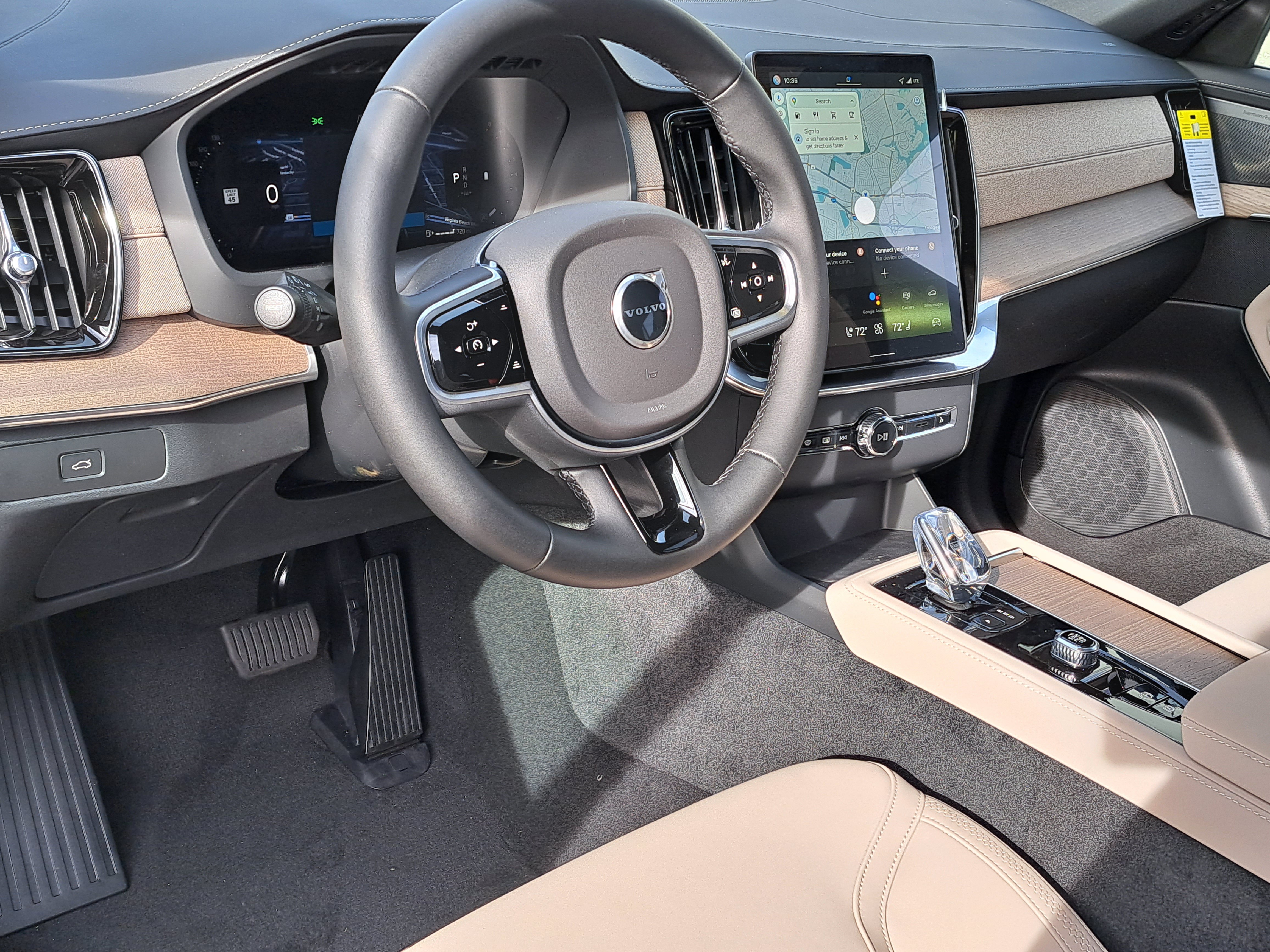 New 2026 Volvo XC90 B6 Plus w/ Protection Package Premier AWD/4WD image 5