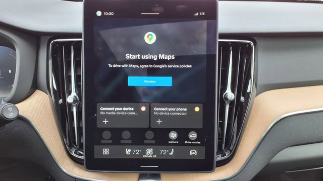 New 2026 Volvo XC60 B5 Plus w/ Protection Package Premier image 22