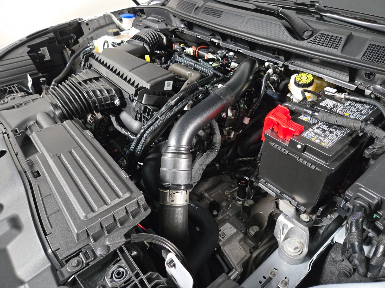 Certified 2025 Lincoln Corsair FWD image 19