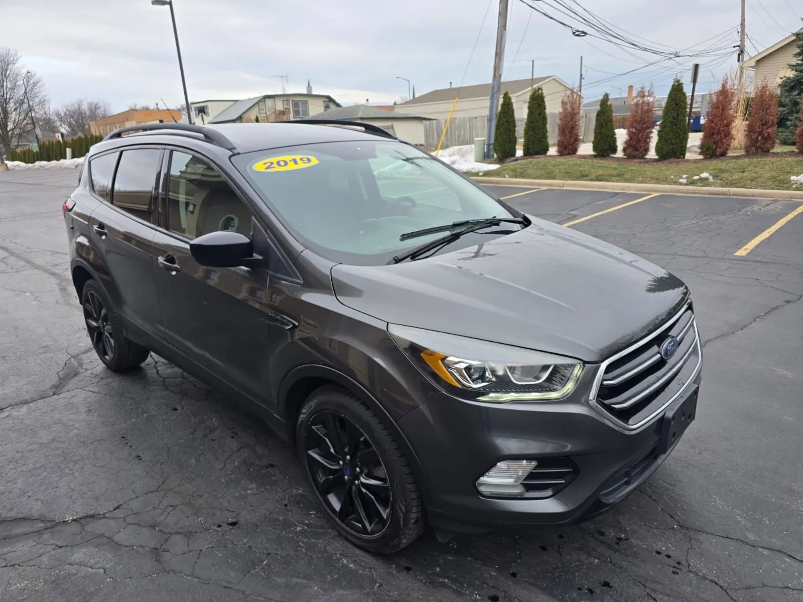 Used 2019 Ford Escape SE image 4
