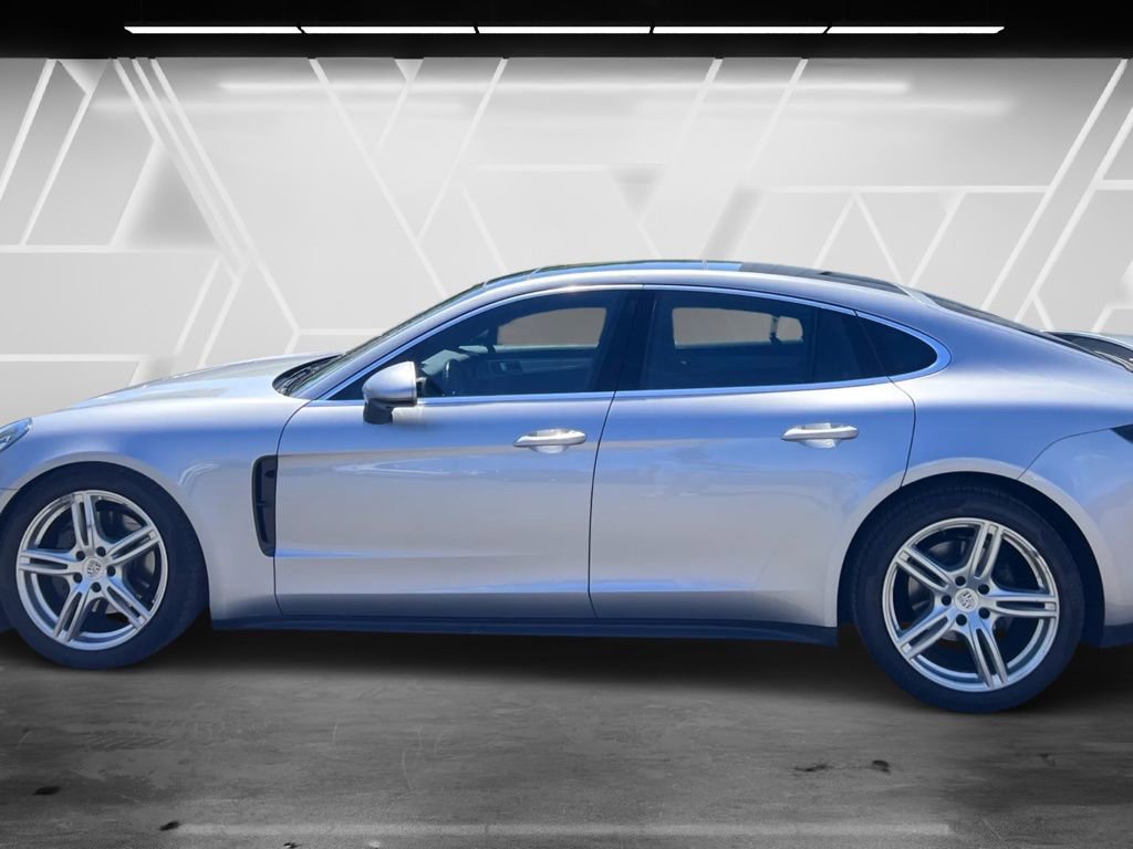 Used 2017 Porsche Panamera 4S image 7