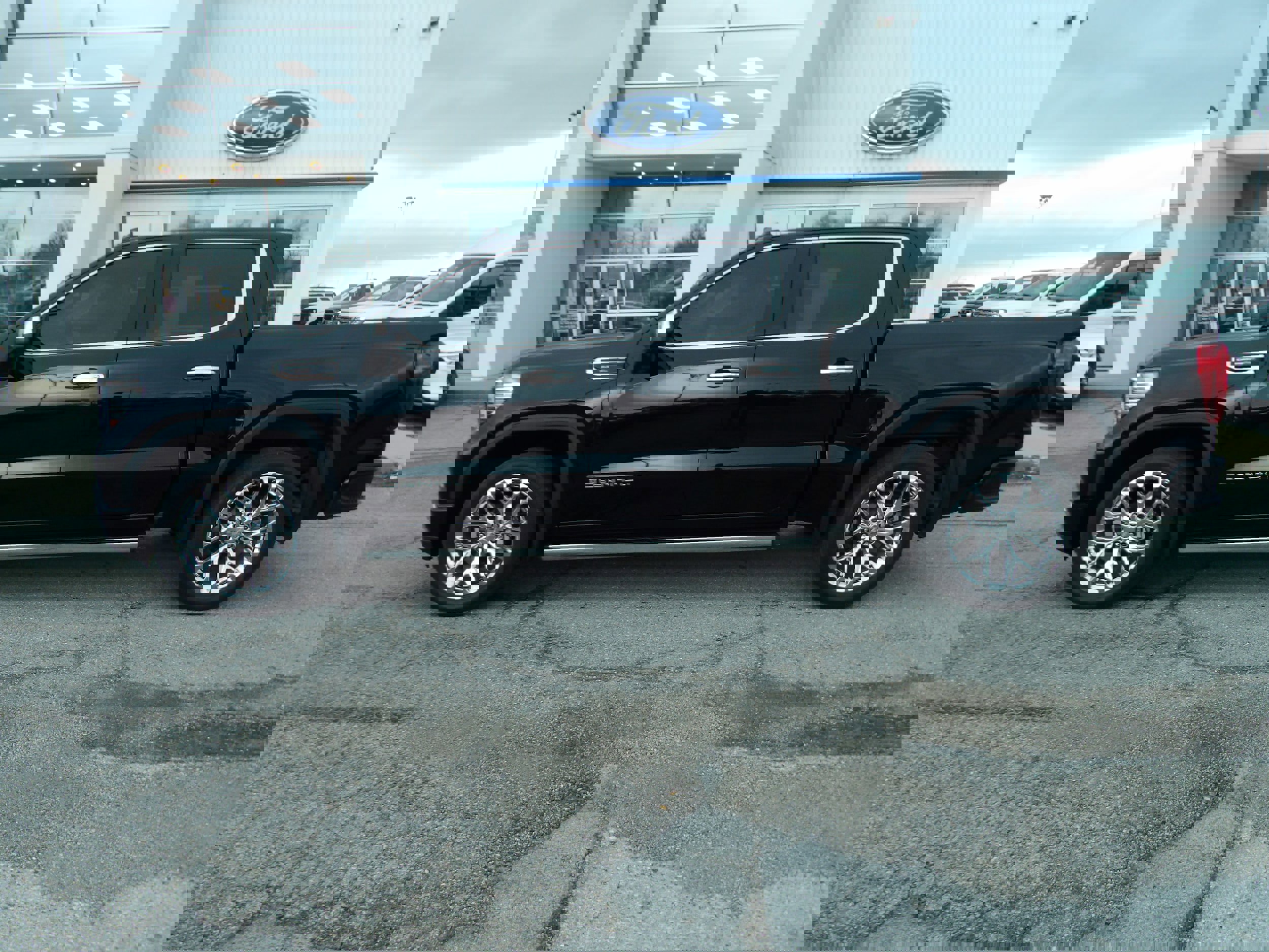 Used 2022 GMC Sierra 1500 Denali w/ Denali Carbonpro Edition