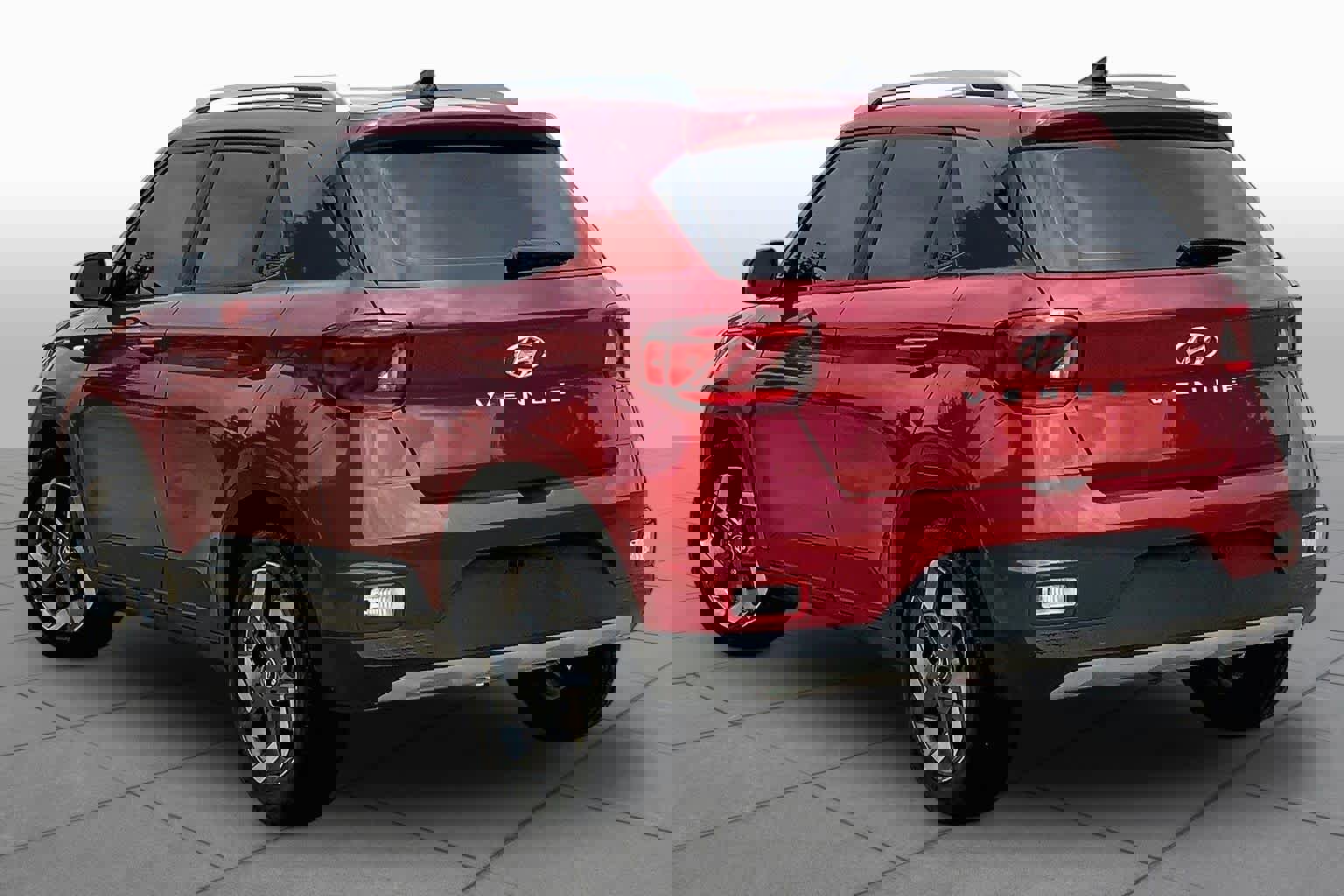 Used 2021 Hyundai Venue SEL w/ Cargo Package FWD image 11