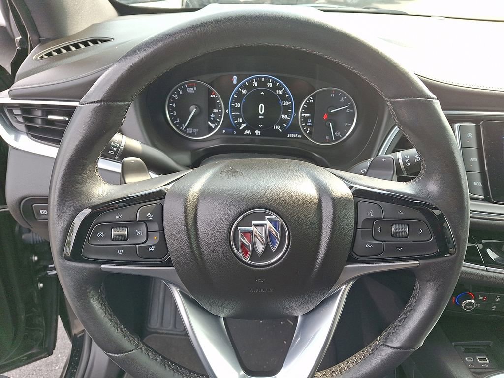 Used 2024 Buick Enclave Avenir w/ Avenir Technology Package image 21