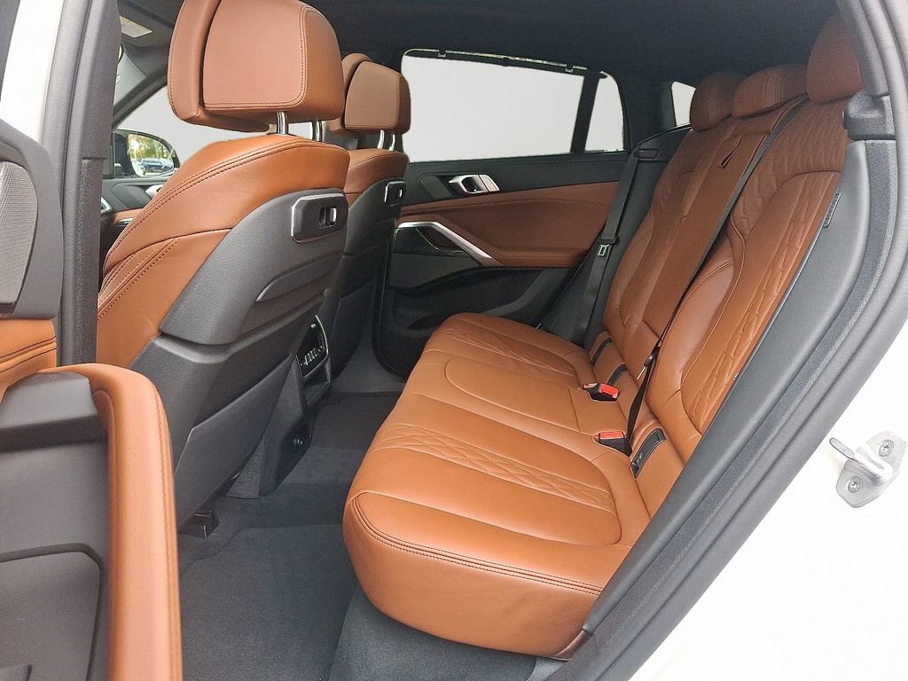 New 2026 BMW X6 M60i w/ Executive Package image 5