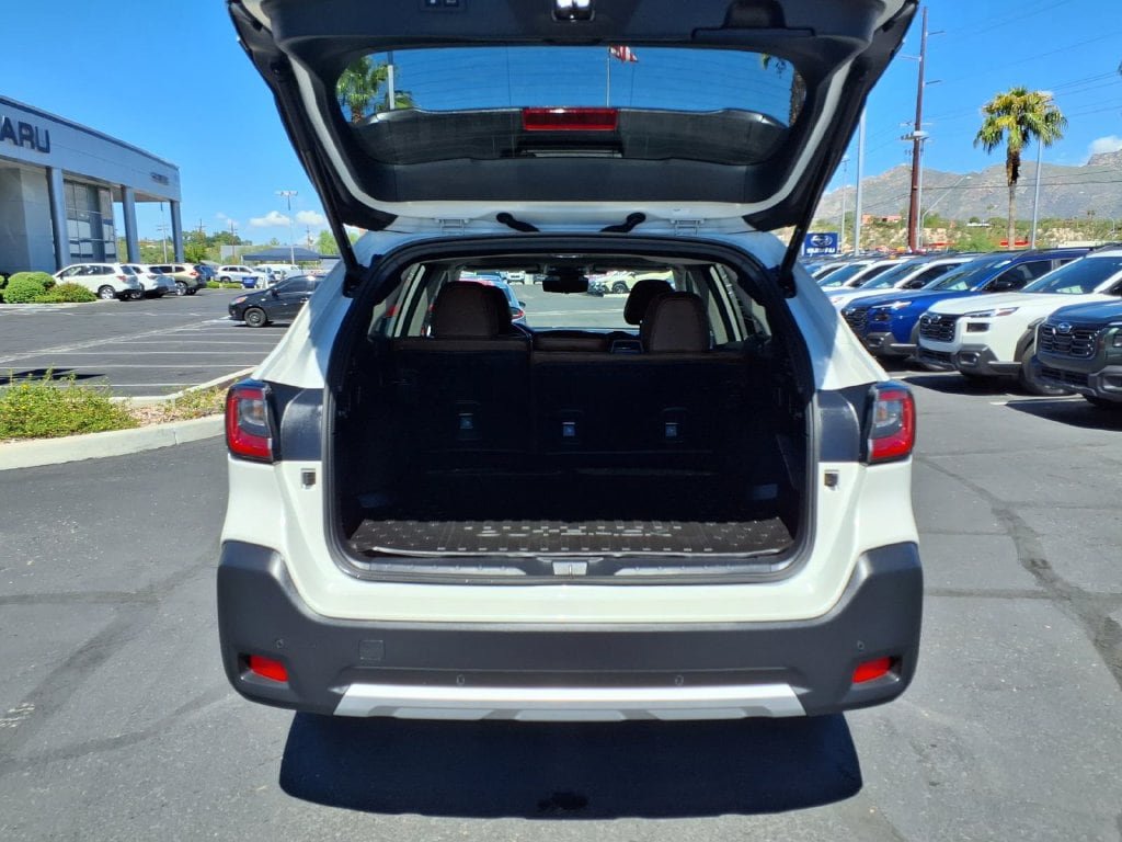Certified 2023 Subaru Outback Touring XT AWD/4WD image 16