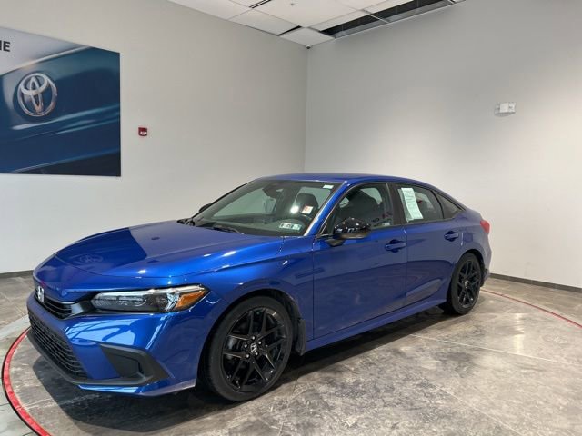 Used 2023 Honda Civic Sport image 2