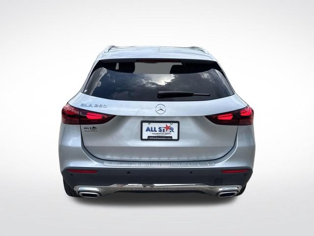 Used 2025 Mercedes-Benz GLA 250 image 8