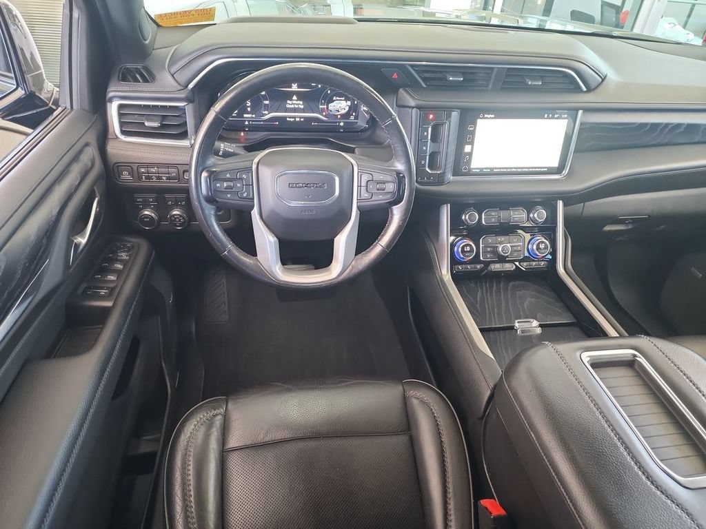 Certified 2022 GMC Yukon XL Denali AWD/4WD image 10