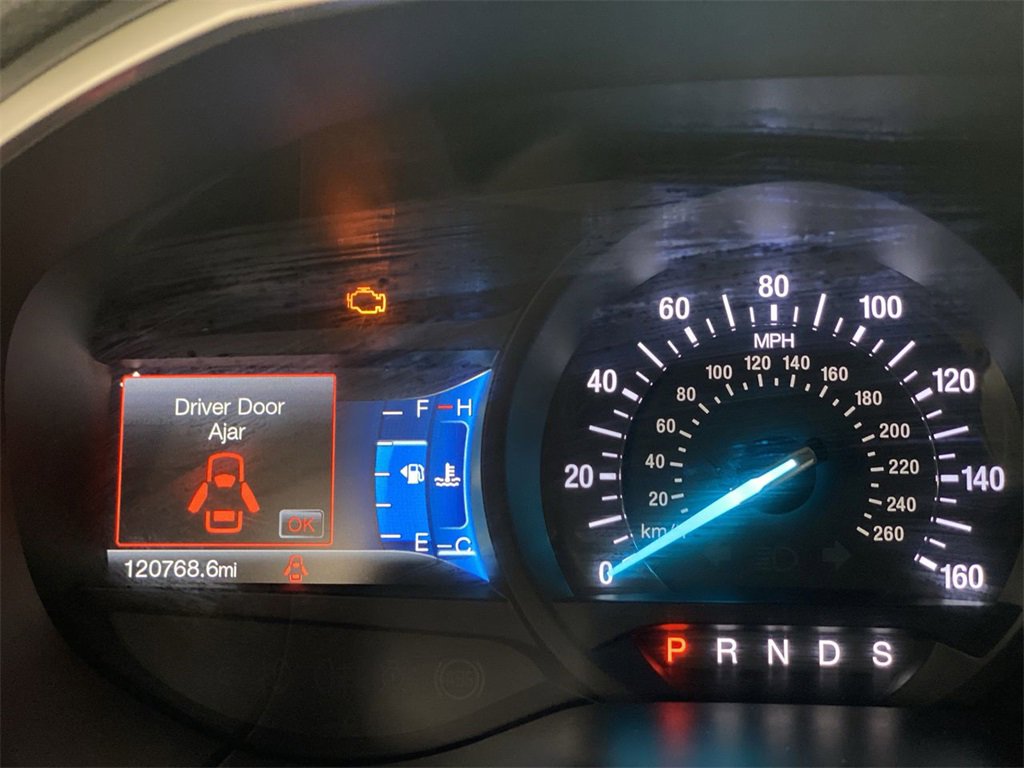 Used 2015 Ford Edge SEL w/ Equipment Group 201A image 12