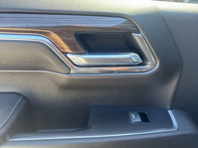 Used 2022 Chevrolet Silverado 1500 LT Trail Boss w/ Convenience Package II AWD/4WD image 28