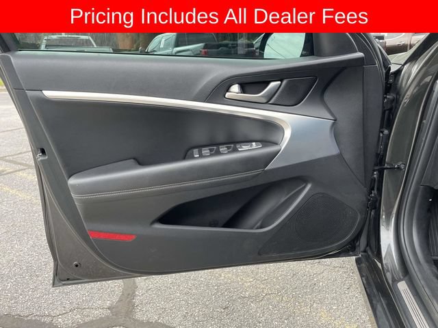 Used 2023 Genesis G70 2.0T AWD/4WD image 18