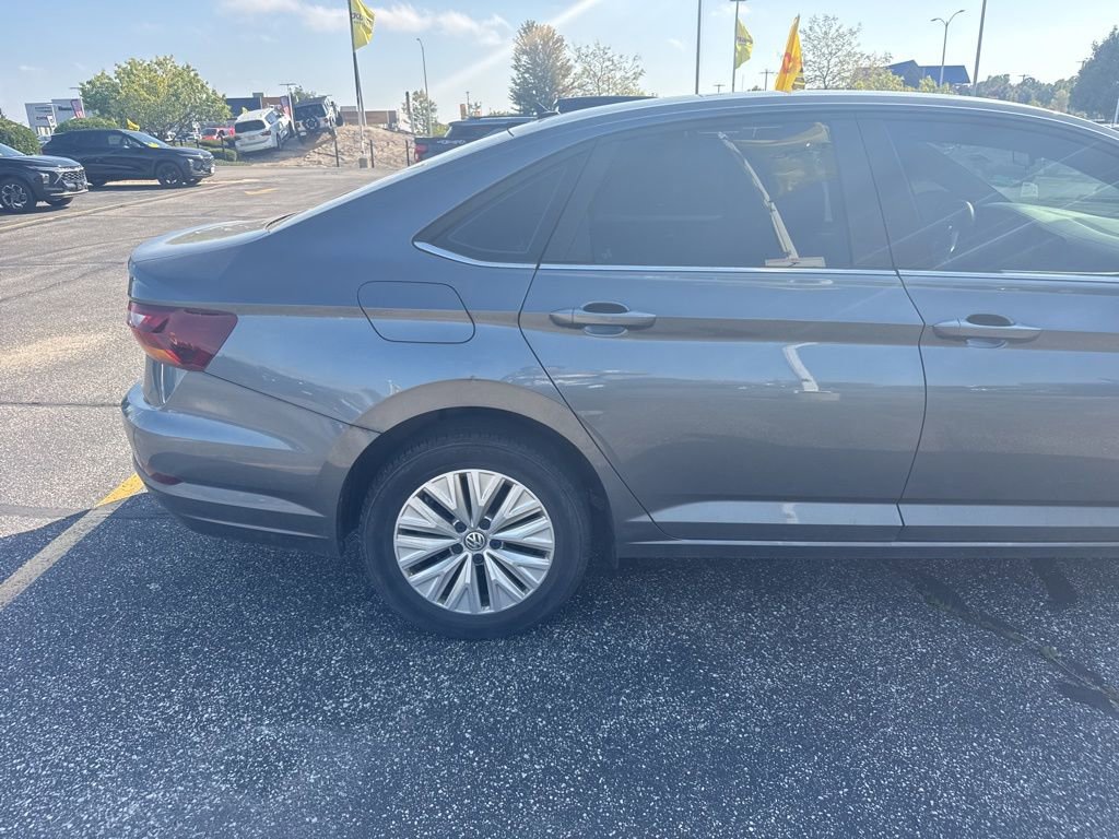 Used 2019 Volkswagen Jetta S image 12
