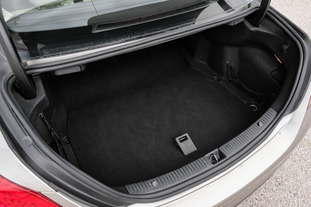 Used 2019 Mercedes-Benz C 300 Sedan image 53