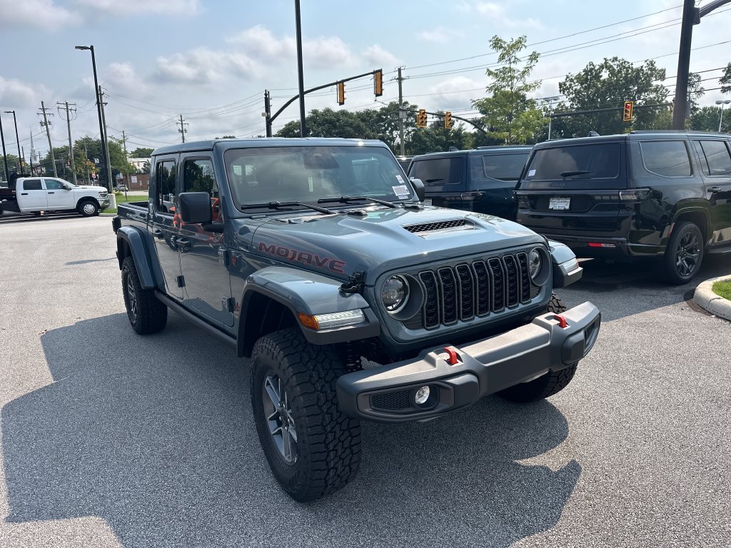 New 2026 Jeep Gladiator Mojave AWD/4WD image 4