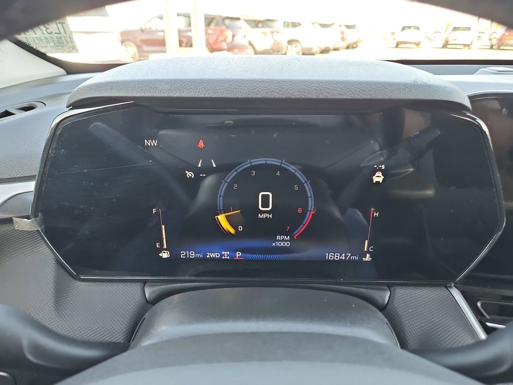 Used 2024 Chevrolet TrailBlazer LT w/ LT Cold Weather Package image 18