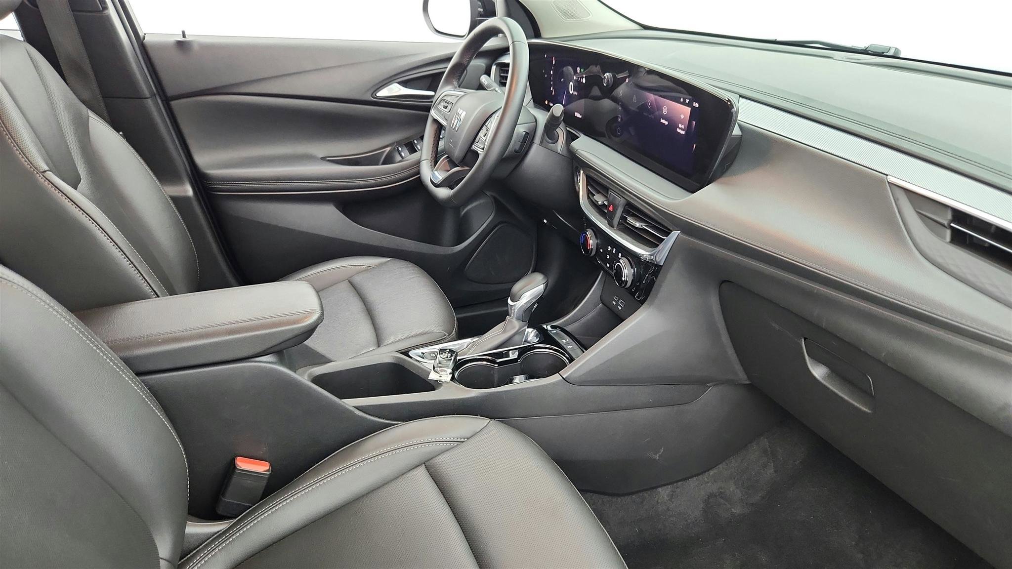 Used 2024 Buick Encore GX Sport Touring FWD image 40