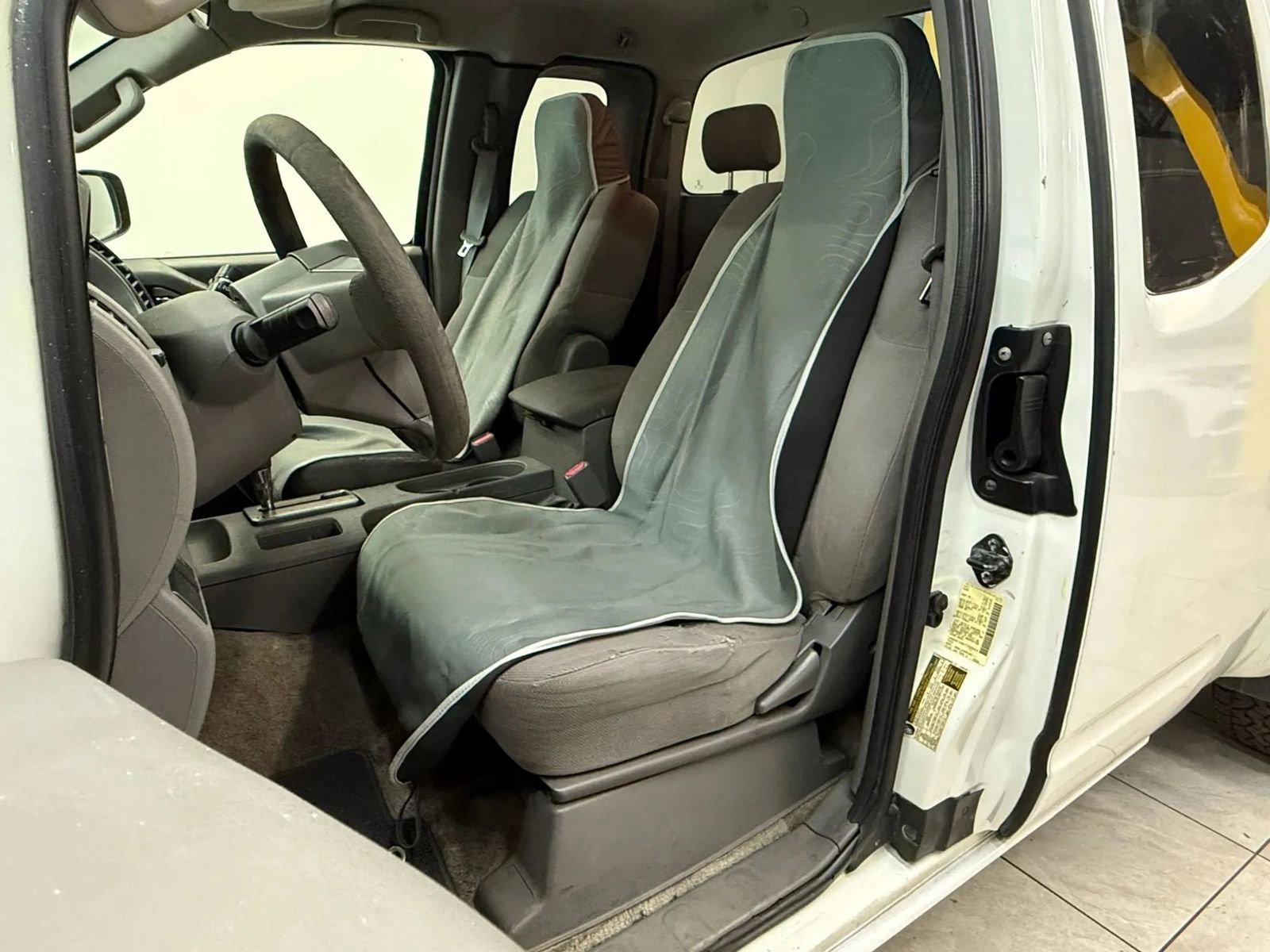 Used 2013 Nissan Frontier S image 15