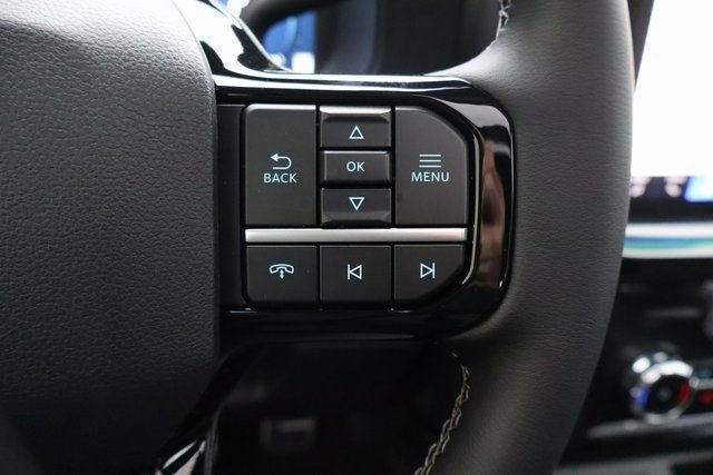 New 2026 Ford F250 Lariat w/ Black Appearance Package image 31