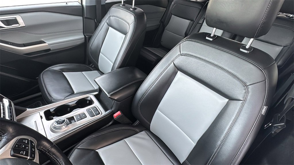 Certified 2023 Ford Explorer XLT w/ Equipment Group 202A image 22