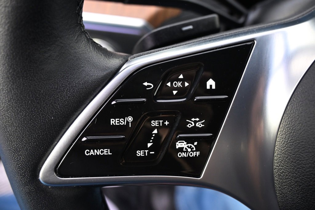 Used 2023 Mercedes-Benz C 300 4MATIC Sedan image 33