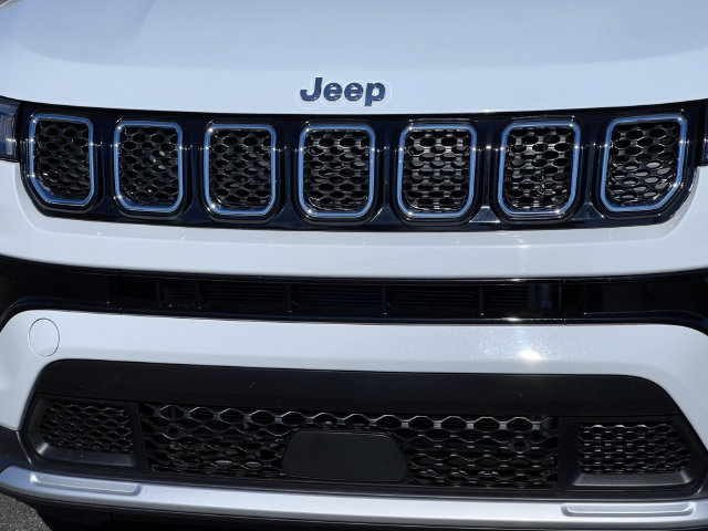 Used 2024 Jeep Compass Limited AWD/4WD image 35