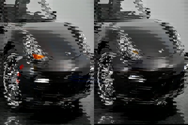 Used 2016 Porsche Boxster S image 2