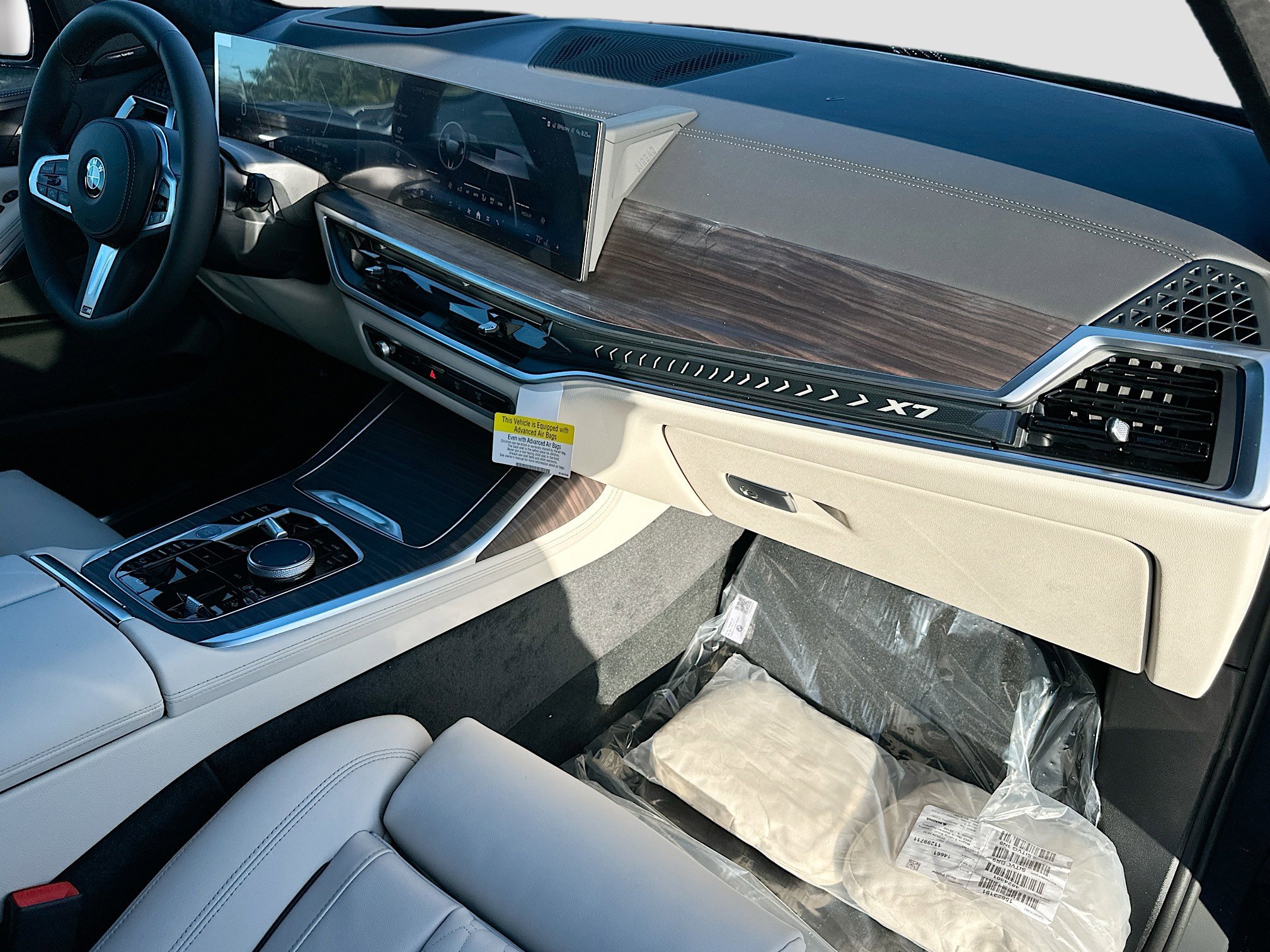 New 2026 BMW X7 xDrive40i w/ M Sport Package image 25