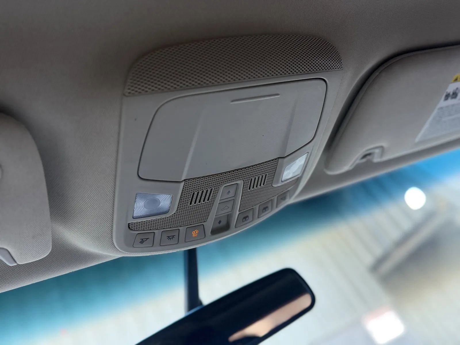 Used 2016 Lincoln MKX Reserve FWD image 35
