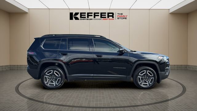 New 2026 Jeep Cherokee Laredo image 6