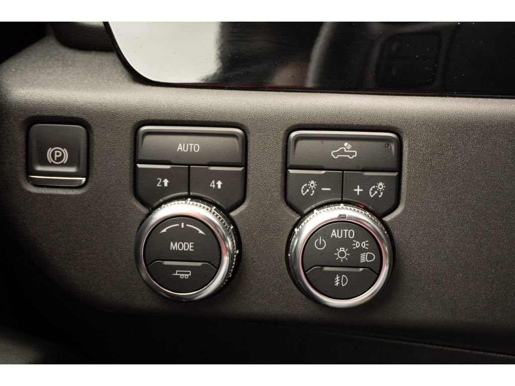 Used 2024 GMC Sierra 1500 Elevation image 25