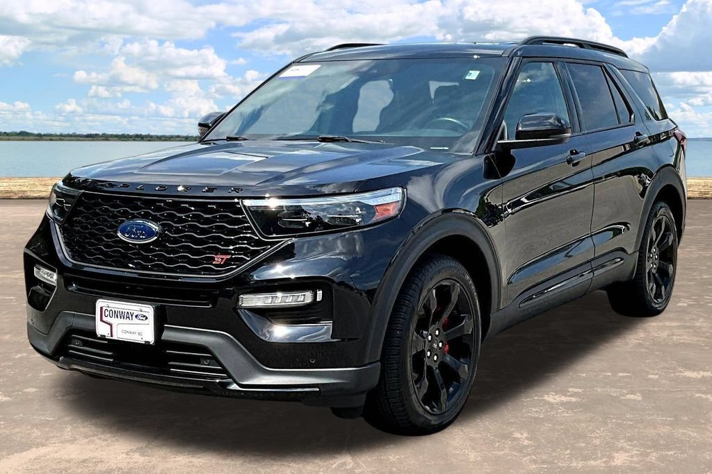 Certified 2024 Ford Explorer ST w/ Equipment Group 401A AWD/4WD image 4