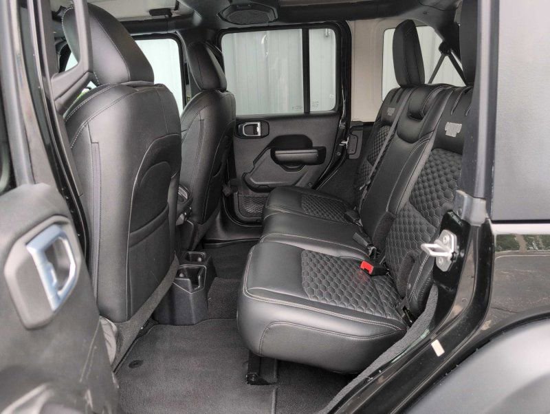 Used 2021 Jeep Wrangler Unlimited Sport AWD/4WD image 25