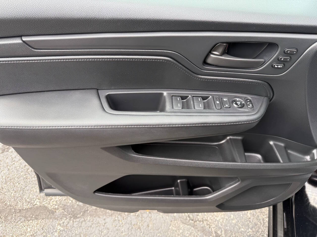 Used 2025 Honda Odyssey Sport-L image 14