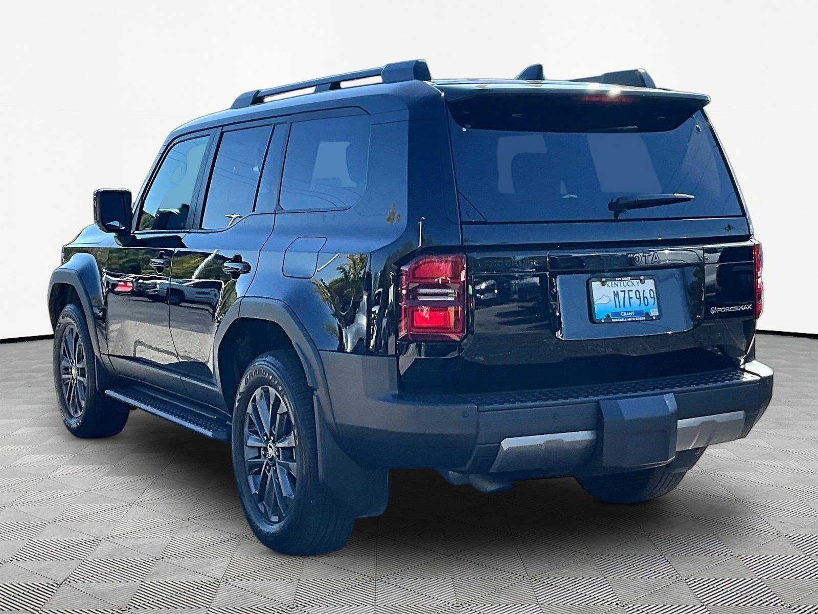 Used 2024 Toyota Land Cruiser w/ Premium Package AWD/4WD image 4