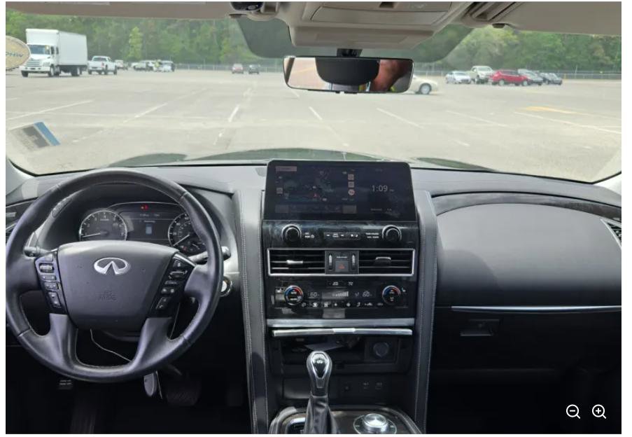 Used 2022 INFINITI QX80 Luxe w/ Cargo Package AWD/4WD image 4