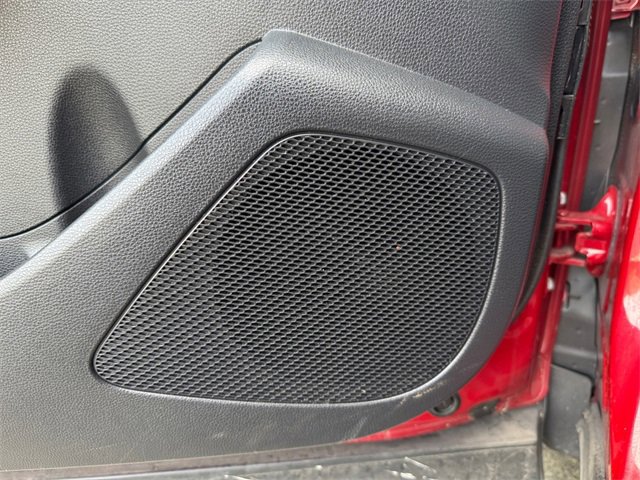 Used 2022 Toyota Corolla Cross XLE image 12