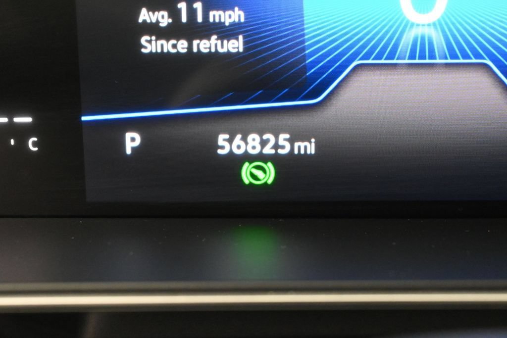 Used 2025 Volkswagen Jetta SE FWD image 27
