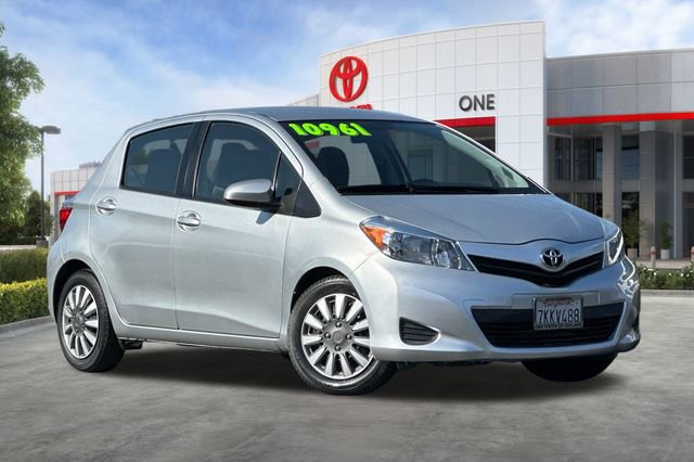 Used 2014 Toyota Yaris LE image 2