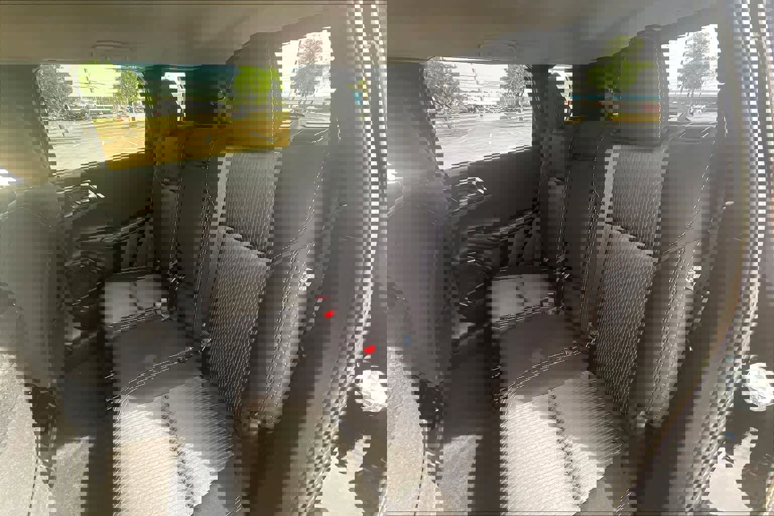 Used 2025 Mitsubishi Outlander ES image 29