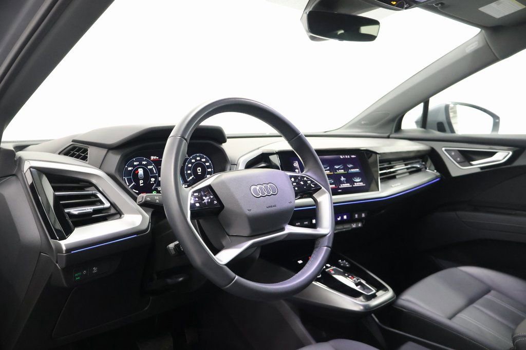 Used 2022 Audi Q4 e-tron Prestige image 15