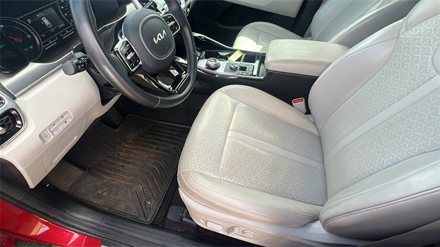 Used 2022 Kia Sorento SX image 25