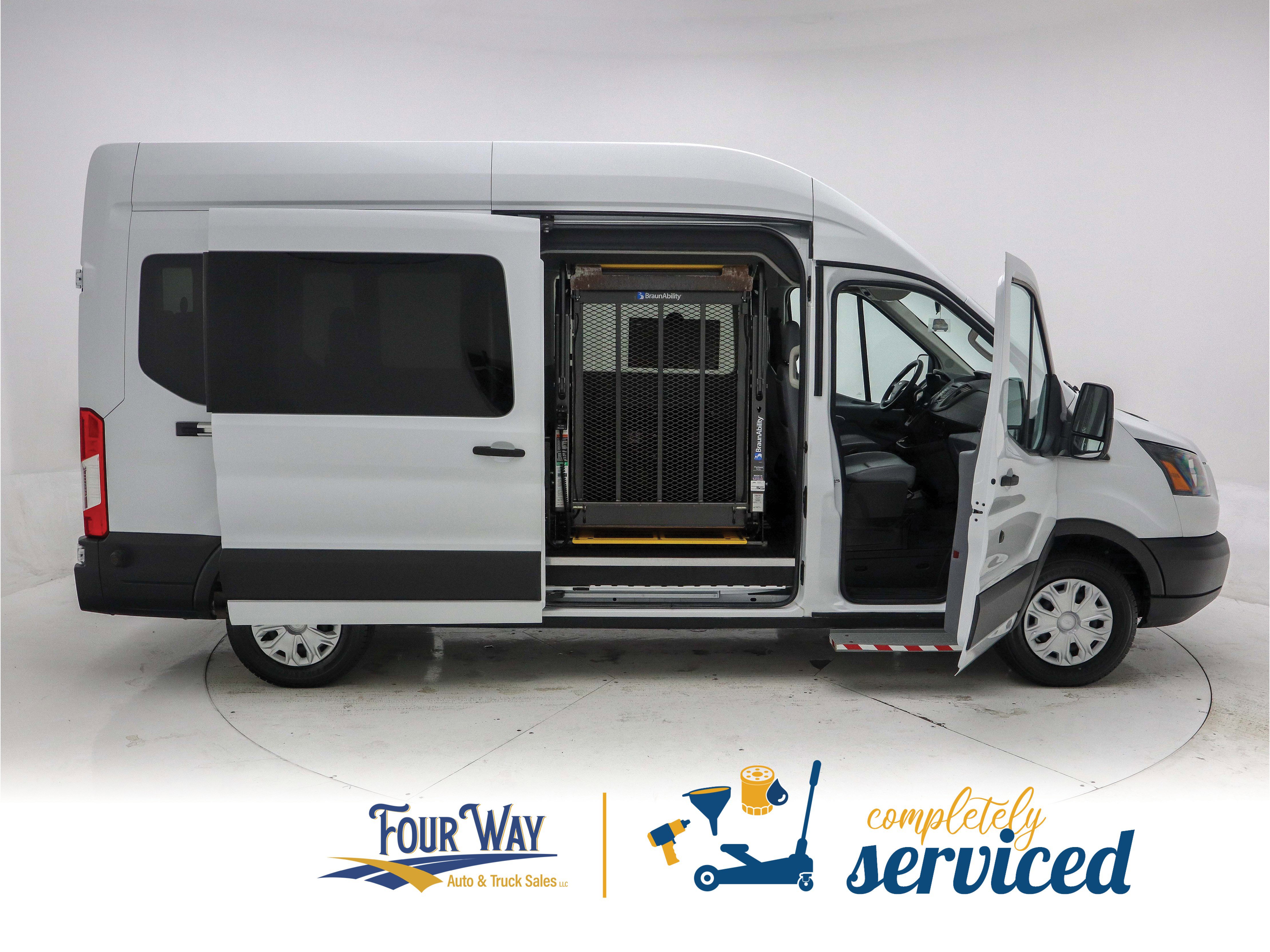 Used 2019 Ford Transit 350 XL image 4