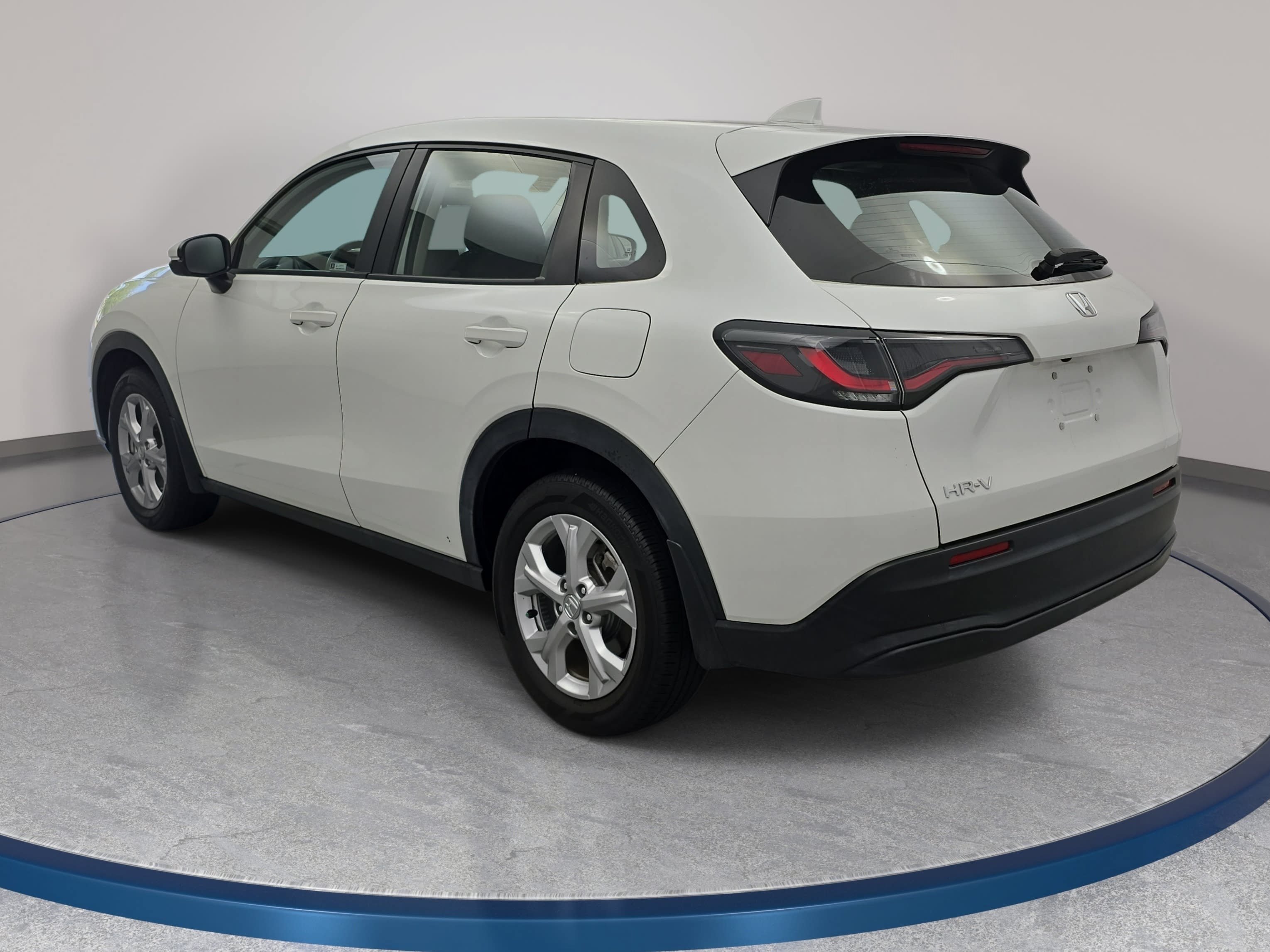 Used 2024 Honda HR-V LX image 7